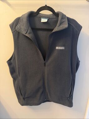 Columbia Men’s Black Fleece Vest